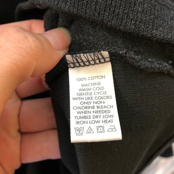 Calvin‎ Klein sweater size medium - Picture 4 of 6